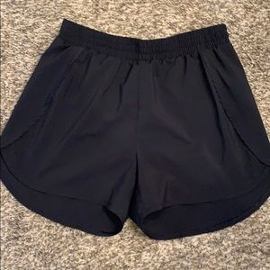 Girls black All in Notion shorts size XL